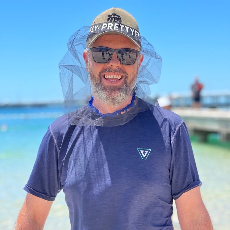 Men's fly net for the beach